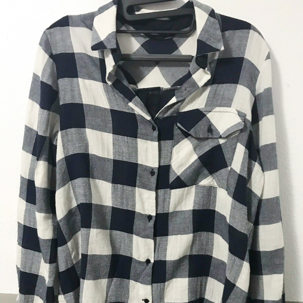 Zara Basic Plaid Button Down Sz M Blouse